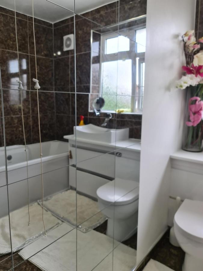 Sheri'S Home Away Лондон Экстерьер фото