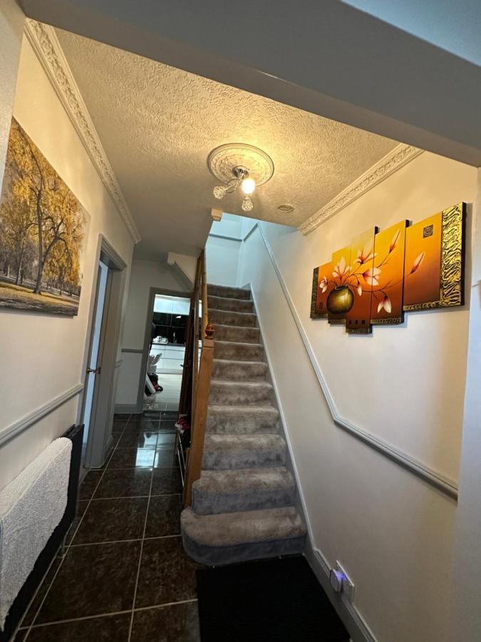 Sheri'S Home Away Лондон Экстерьер фото