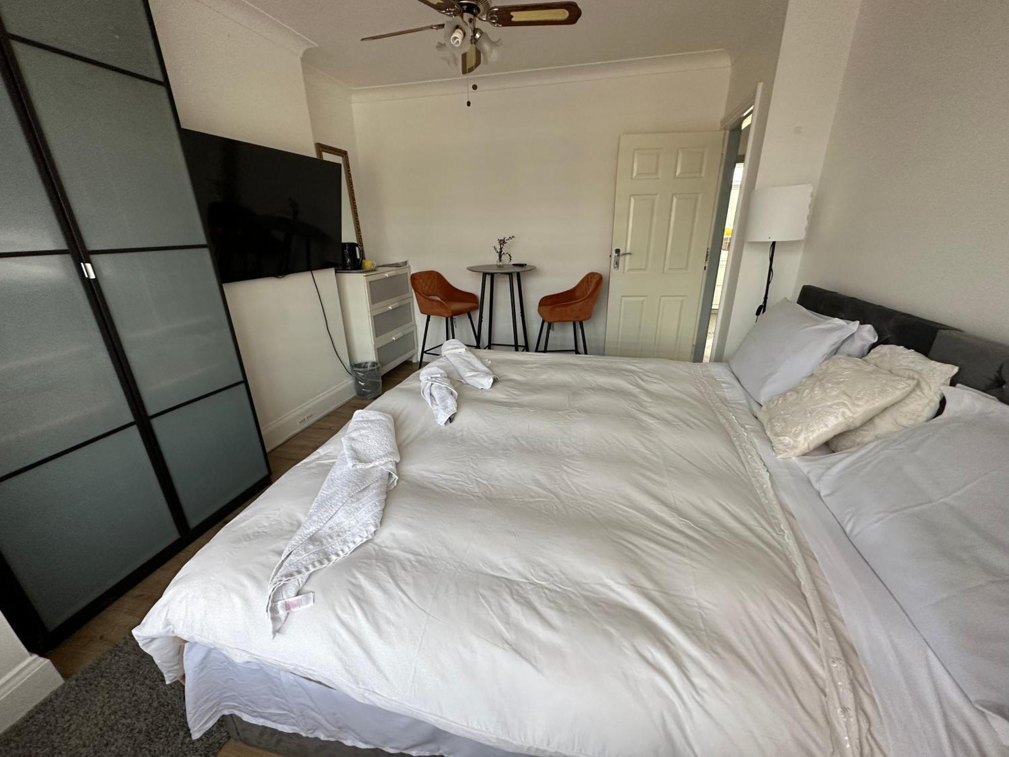 Sheri'S Home Away Лондон Экстерьер фото